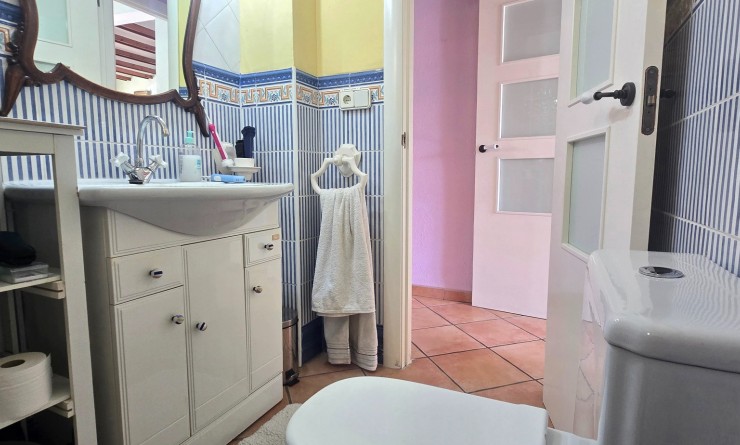 Wederverkoop - Herenhuis - Alfas del Pí