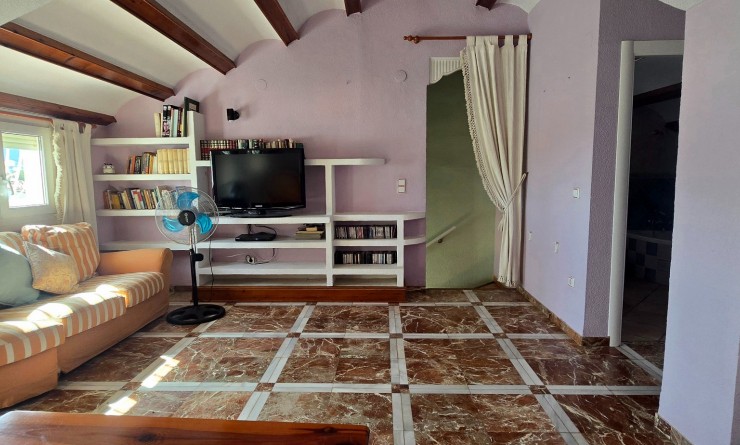 Wederverkoop - Herenhuis - Alfas del Pí