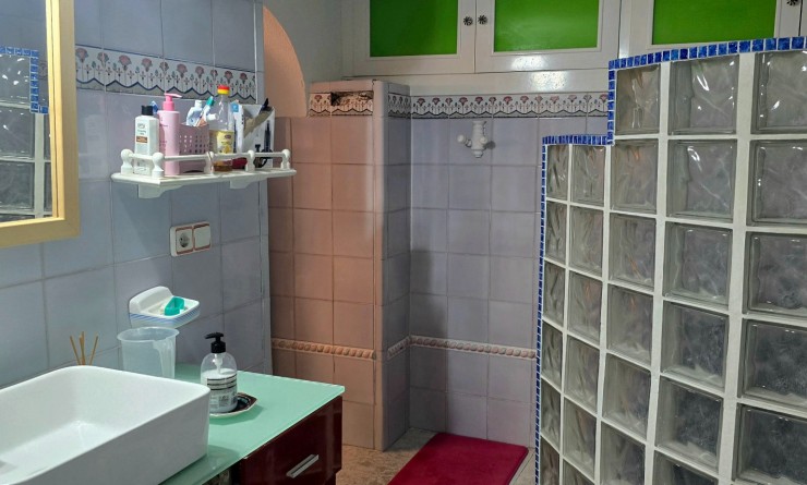 Wederverkoop - Herenhuis - Alfas del Pí