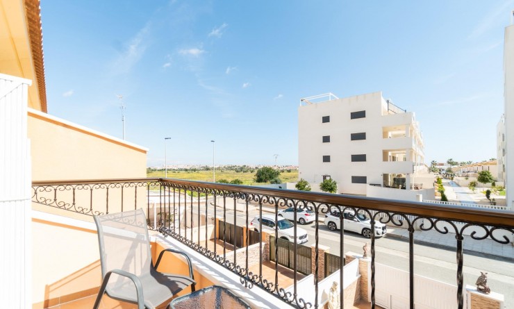 Wederverkoop - Rijwoning - Orihuela Costa - Villamartín