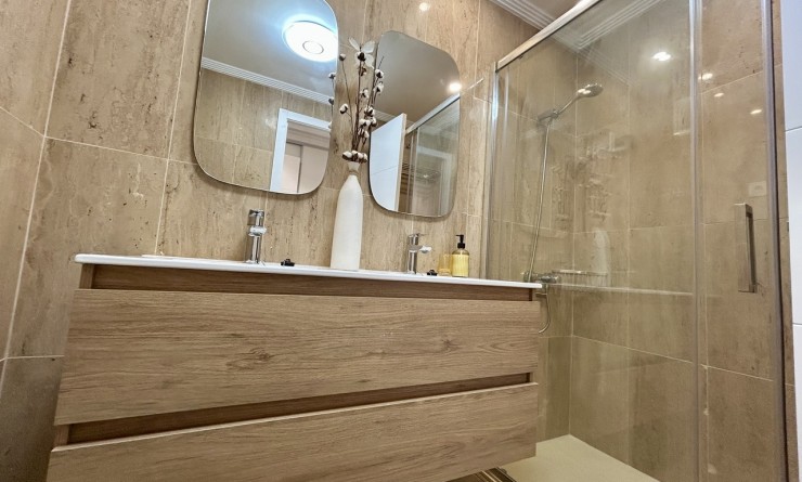 Sale - Apartment - Los Alcázares