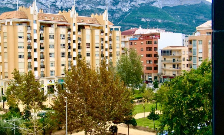 Wederverkoop - Apartment / flat - Denia - Center
