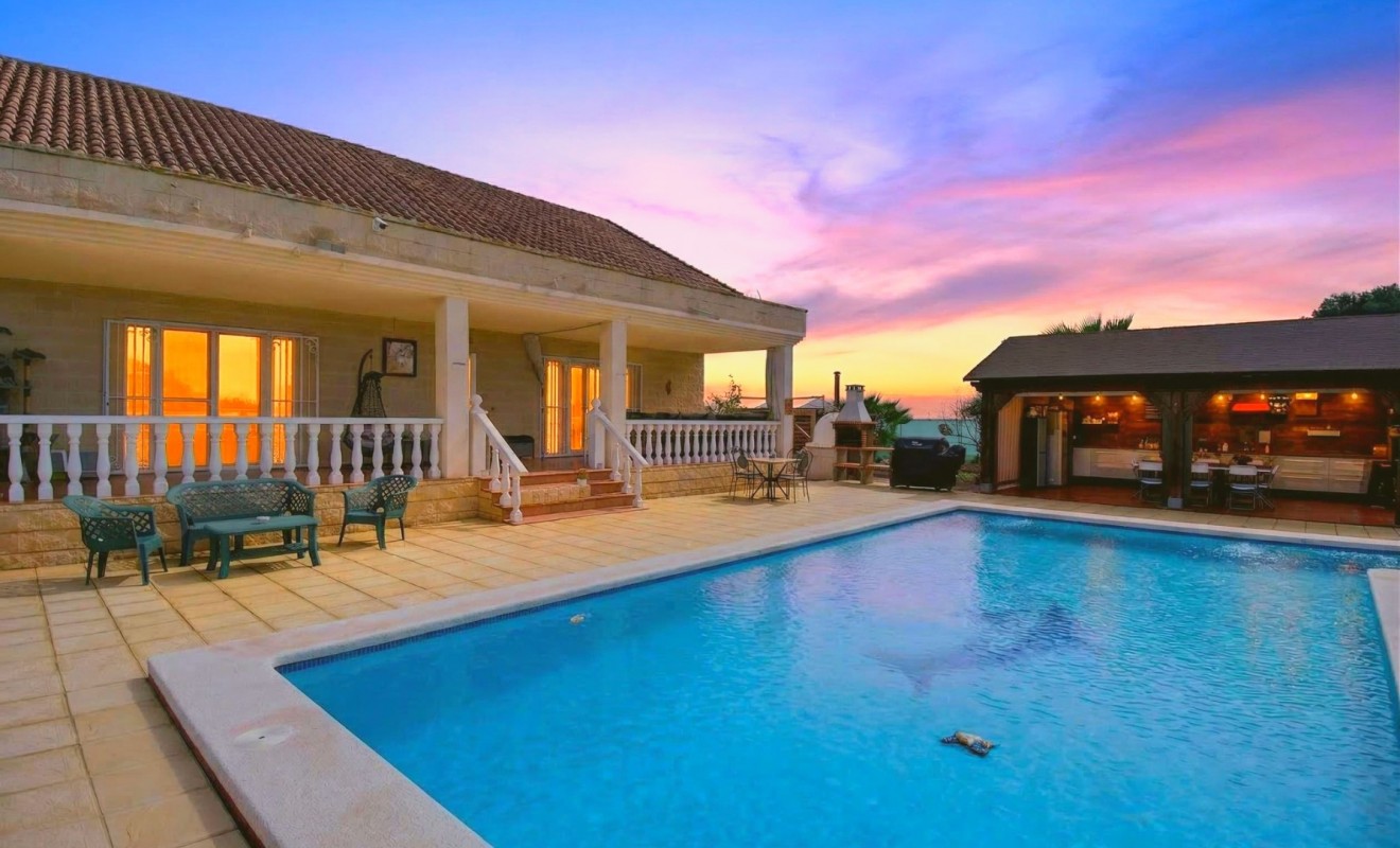 Revente - Finca - Albatera