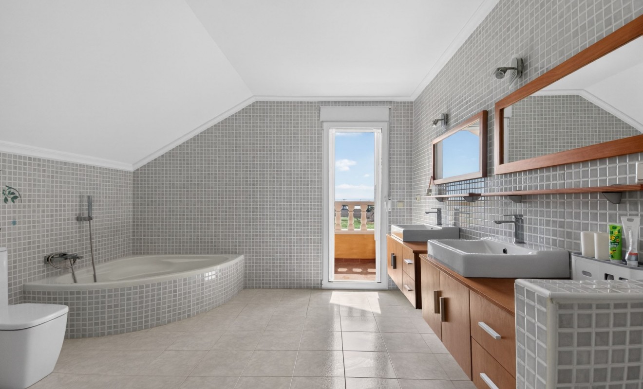 Revente - Finca - Albatera