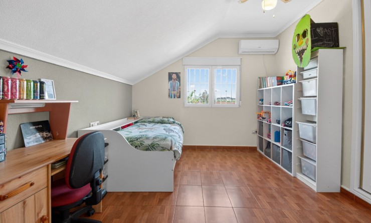 Revente - Finca - Albatera