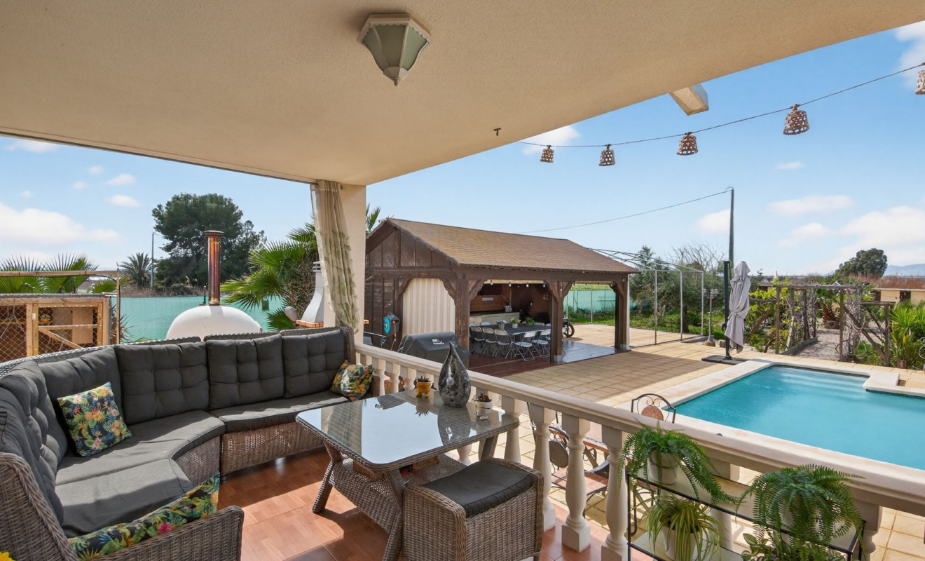 Revente - Finca - Albatera