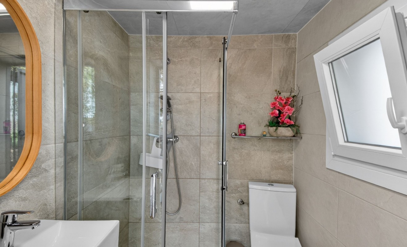 Revente - Finca - Albatera