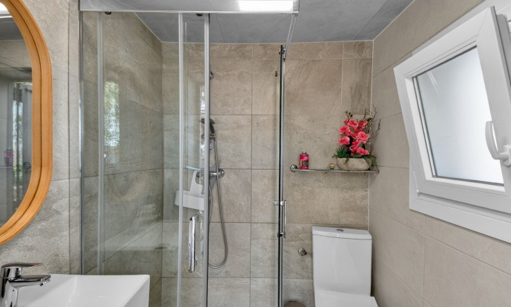 Revente - Finca - Albatera