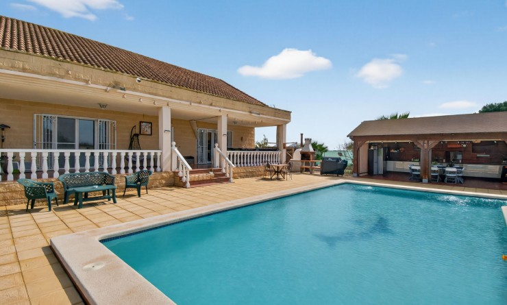 Revente - Finca - Albatera