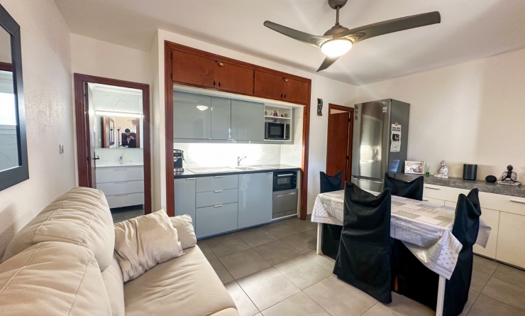 Sale - Apartment / flat - Villamartín