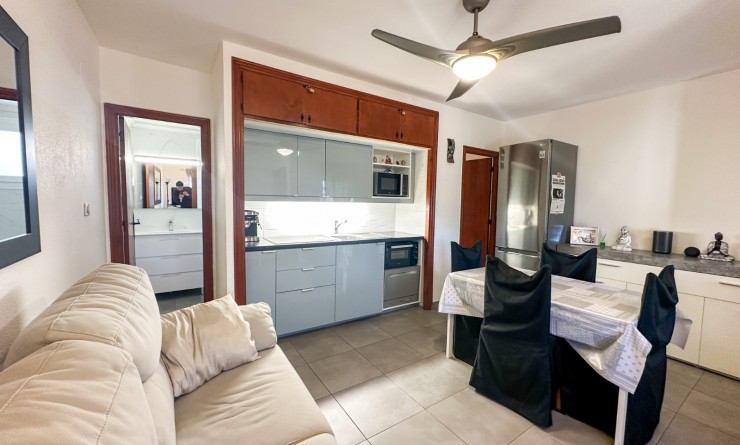 Sale - Apartment / flat - Villamartín