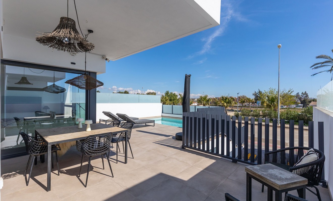 Wederverkoop - House - Dolores