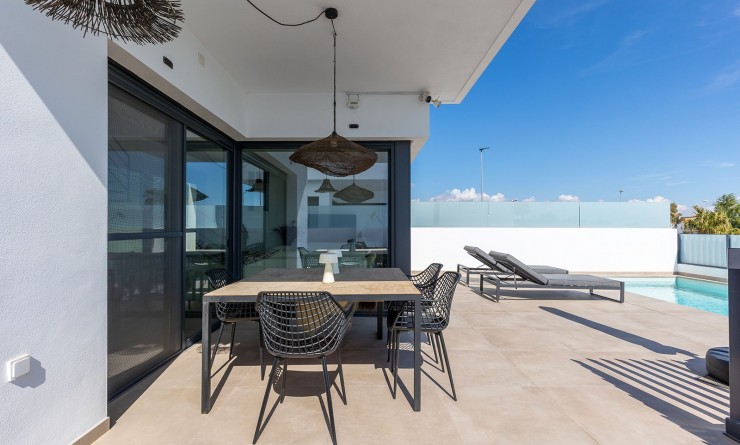 Wederverkoop - House - Dolores