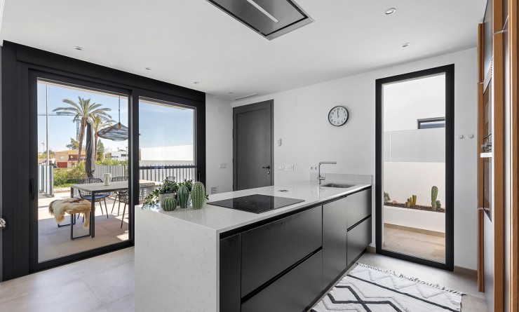 Wederverkoop - House - Dolores