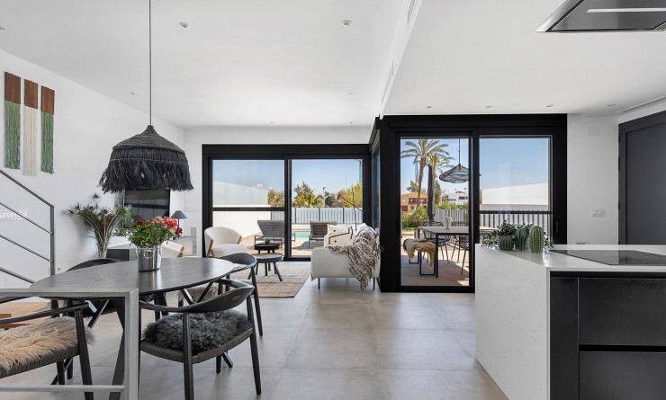 Wederverkoop - House - Dolores