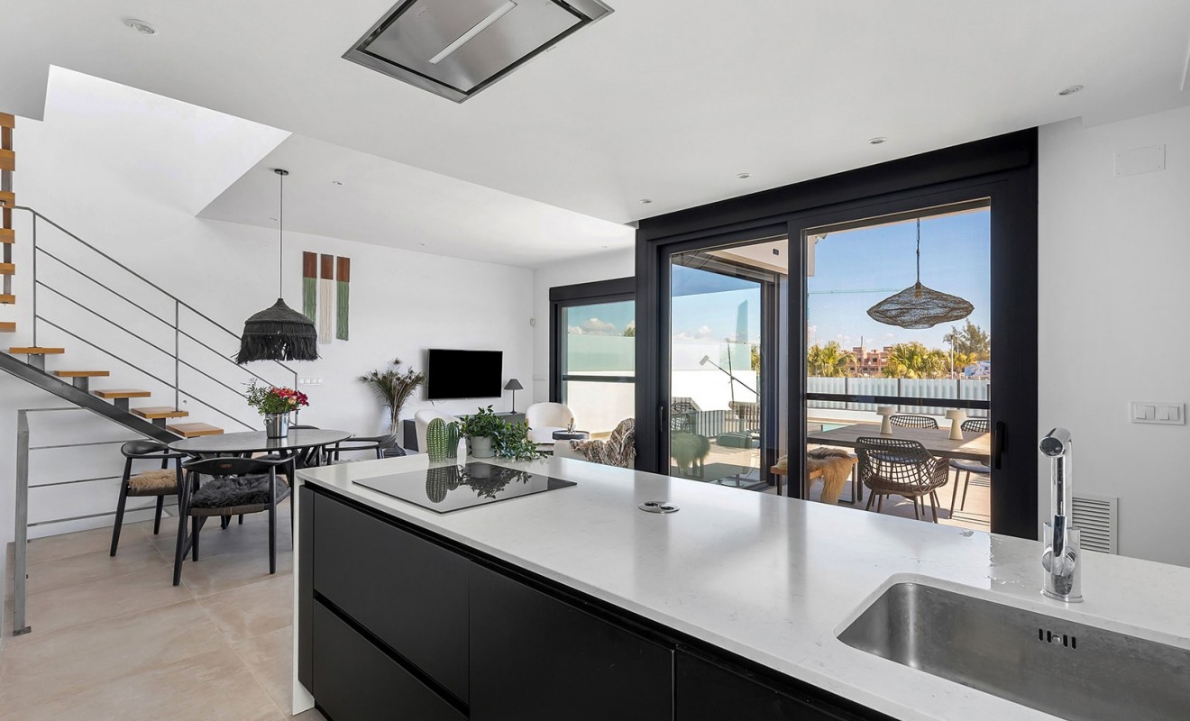 Wederverkoop - House - Dolores