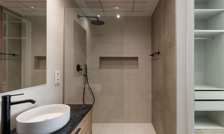 Wederverkoop - House - Dolores