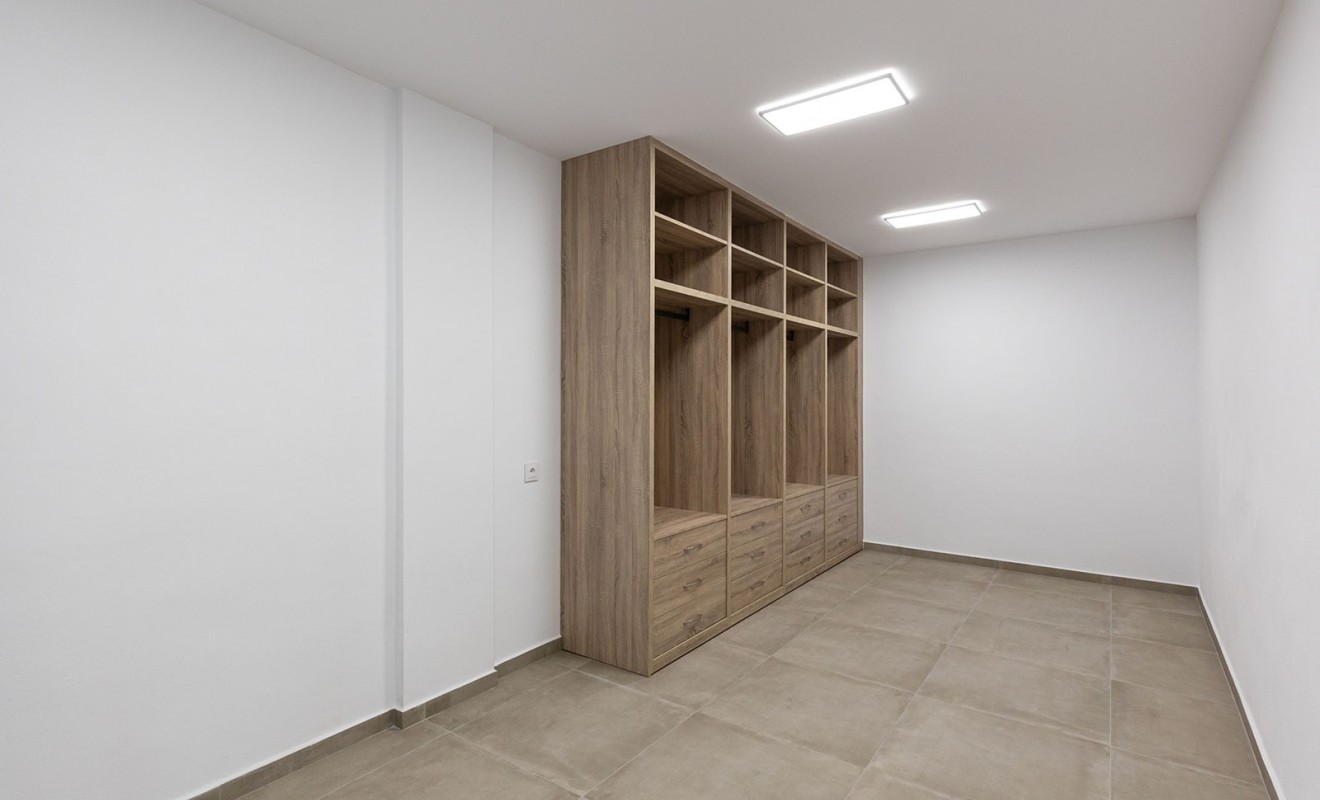 Wederverkoop - House - Dolores