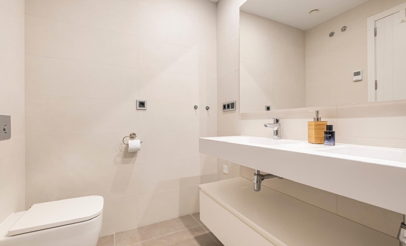 Wederverkoop - Apartment / flat - Benidorm - Zona de Poniente