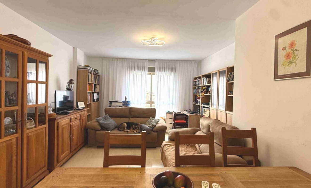 Sale - Apartment - San Miguel de Salinas