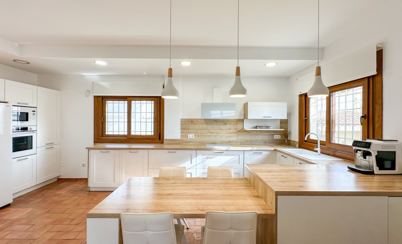 Sale - Villa - Alicante - Campoamor