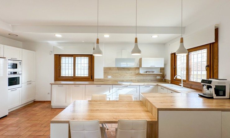 Sale - Villa - Alicante - Campoamor