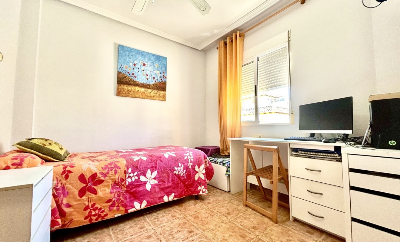 Revente - Appartement - Punta Prima