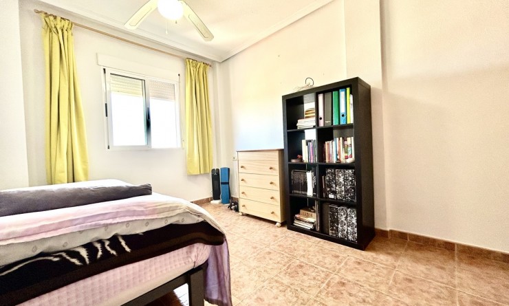 Revente - Appartement - Punta Prima