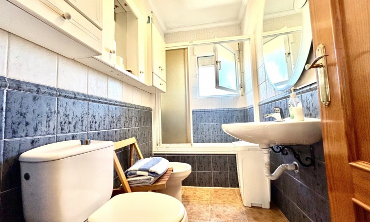 Revente - Appartement - Punta Prima