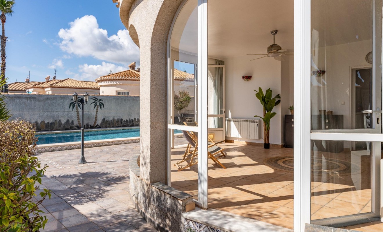 Wederverkoop - Villa - Orihuela Costa - Playa Flamenca