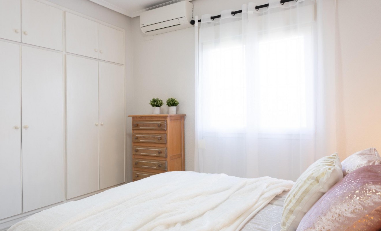 Wederverkoop - Villa - Orihuela Costa - Playa Flamenca