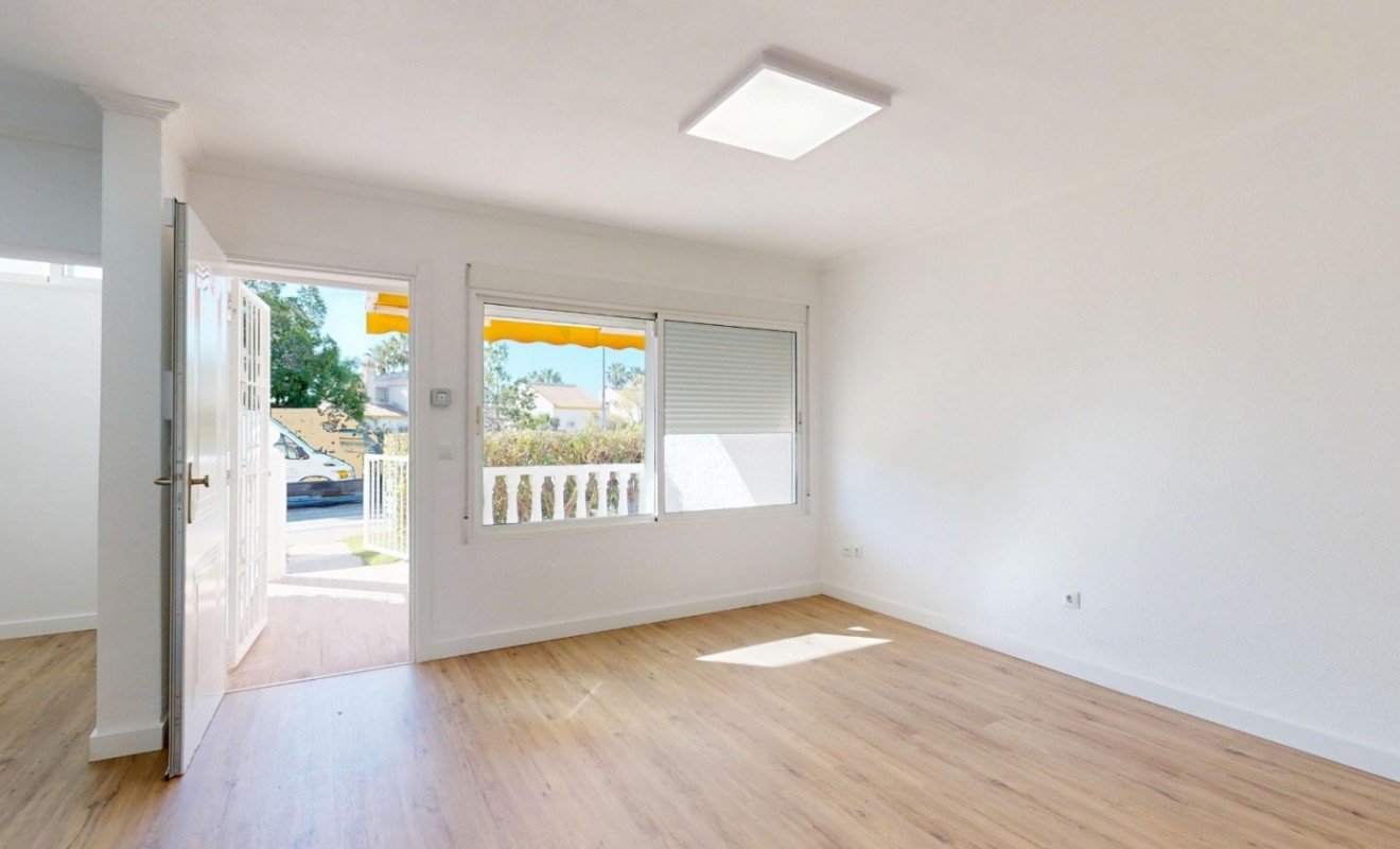 Wederverkoop - Appartement - Orihuela Costa - Villamartín