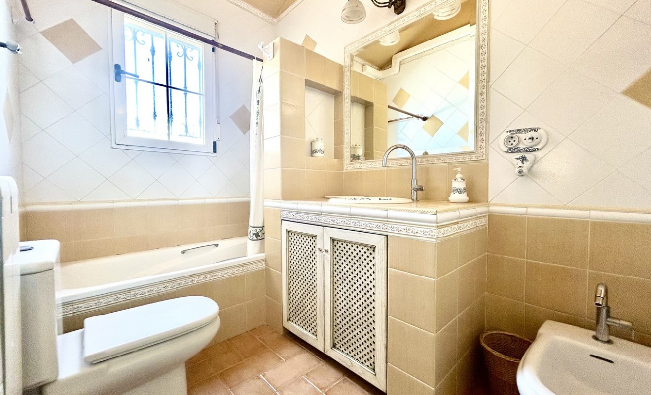 Wederverkoop - Villa - La Mata