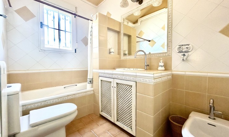 Wederverkoop - Villa - La Mata