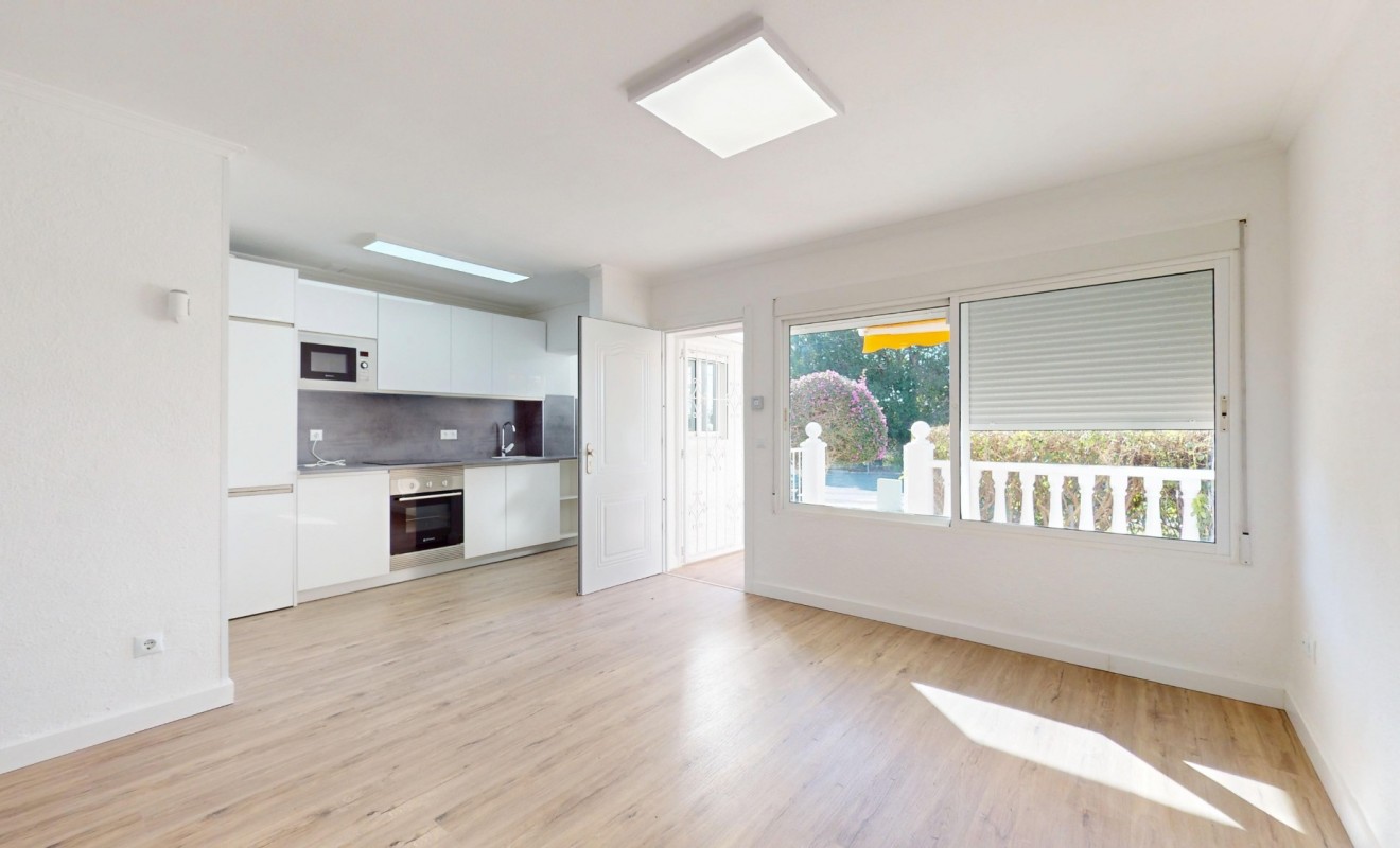 Wederverkoop - Ground Floor Bungalow - Orihuela Costa - Villamartín - Las Filipinas