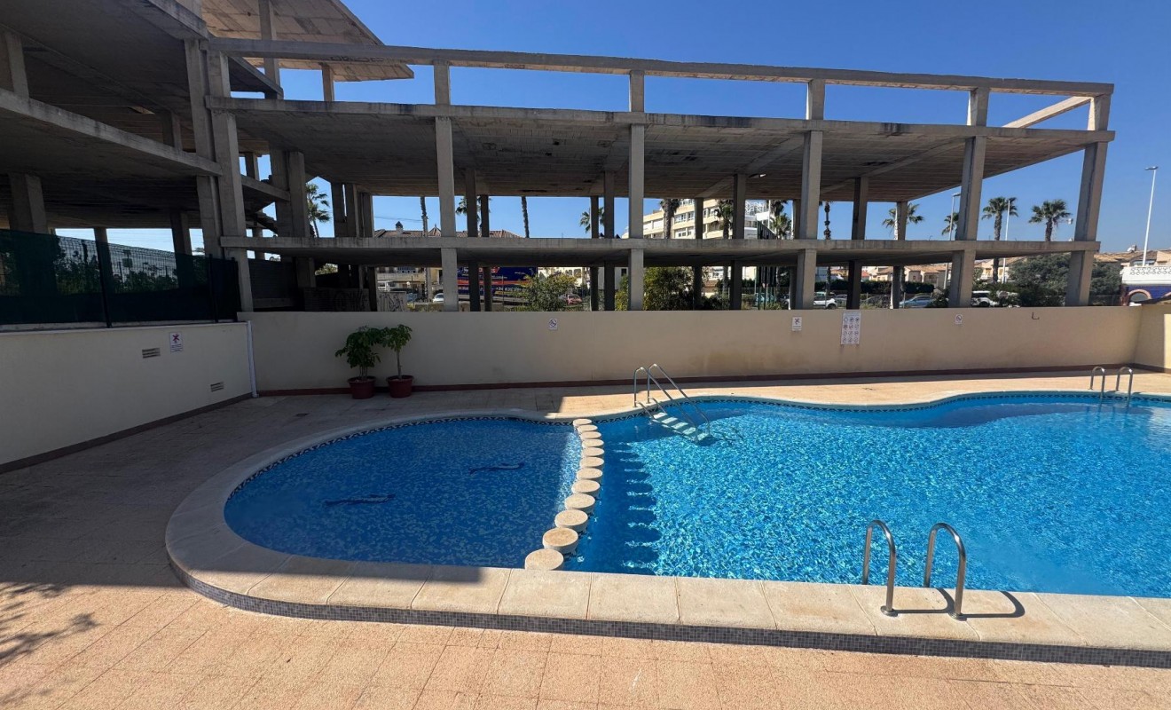 Wederverkoop - Apartamento - Torrevieja - La Mata