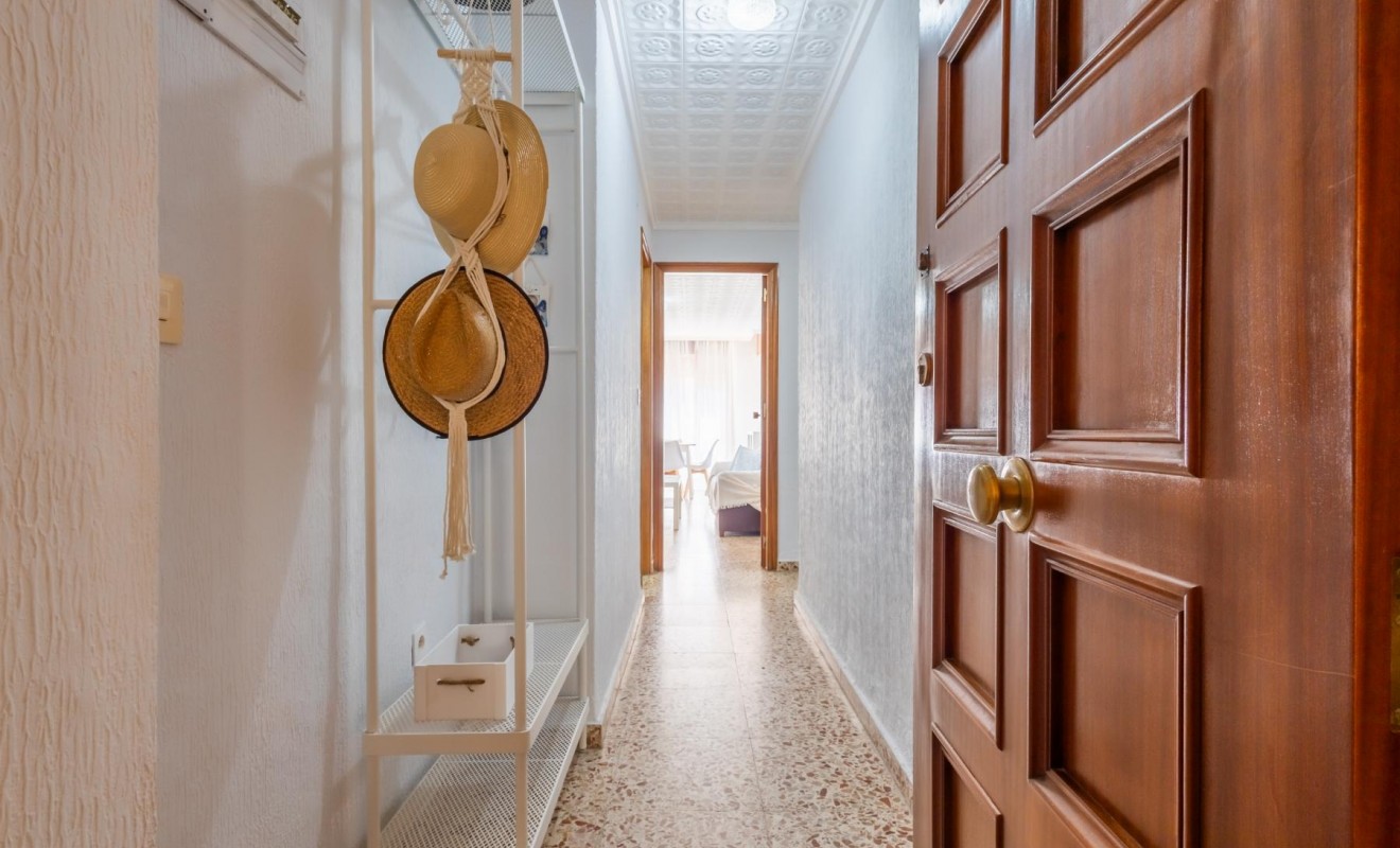 Wederverkoop - Apartamento - Torrevieja - Playa de los Naufragos