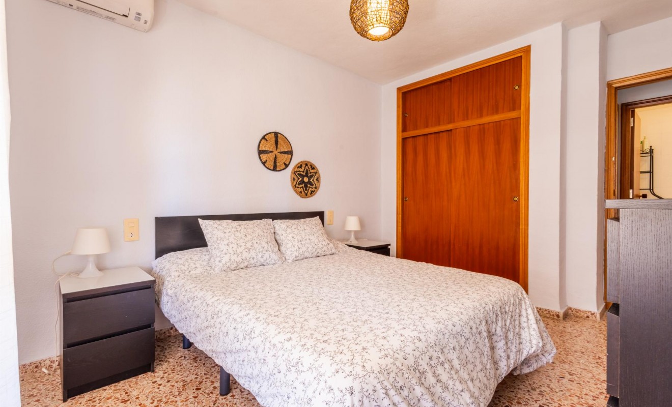 Wederverkoop - Apartamento - Torrevieja - Playa de los Naufragos