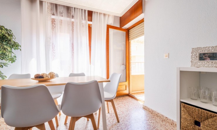 Wederverkoop - Apartamento - Torrevieja - Playa de los Naufragos