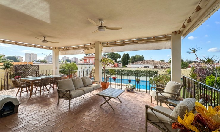 Sale - Villa - Alicante - Campoamor