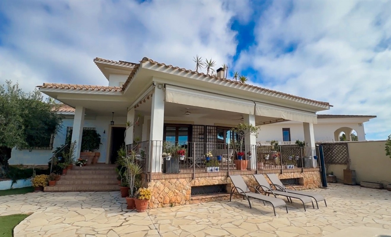 Sale - Villa - Alicante - Campoamor