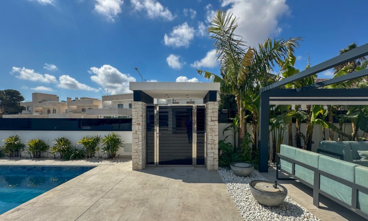 Wederverkoop - Villa - Orihuela Costa - Villamartín