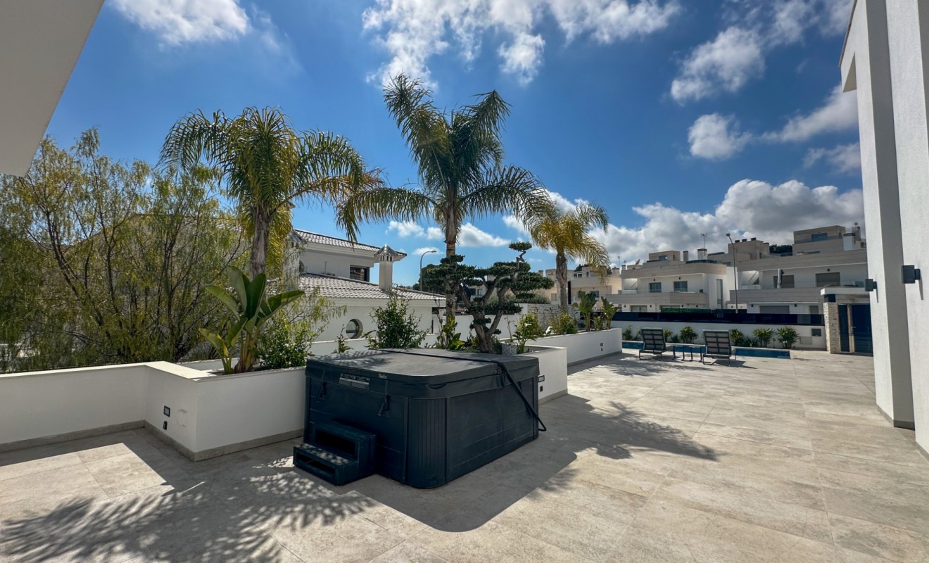 Wederverkoop - Villa - Orihuela Costa - Villamartín