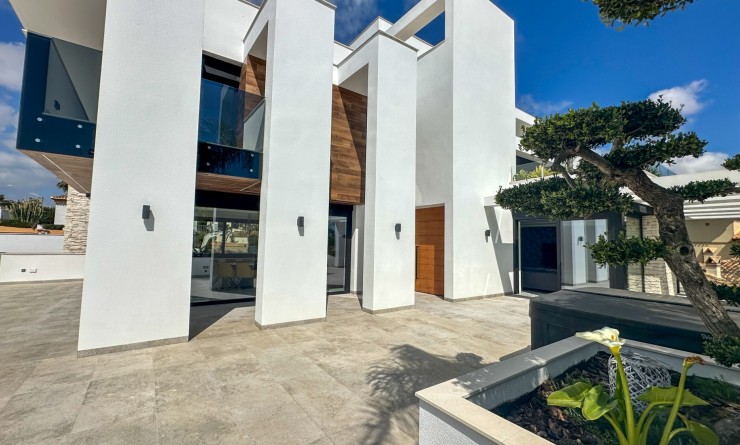 Wederverkoop - Villa - Orihuela Costa - Villamartín