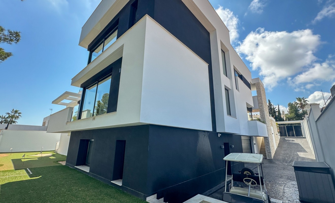 Wederverkoop - Villa - Orihuela Costa - Villamartín