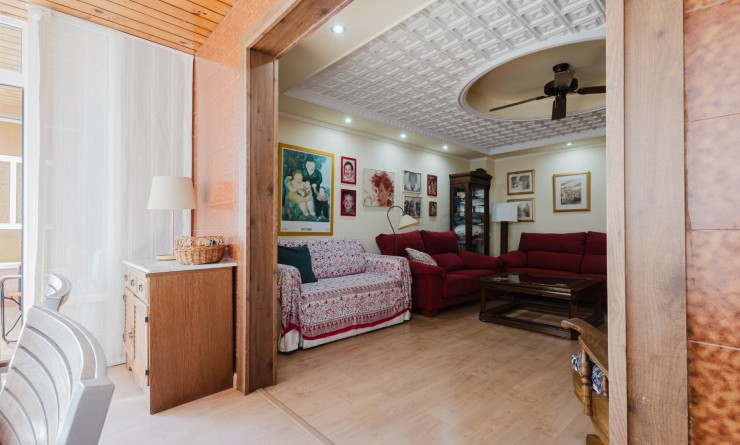 Wederverkoop - Apartamento - Torrevieja - Playa del Acequión