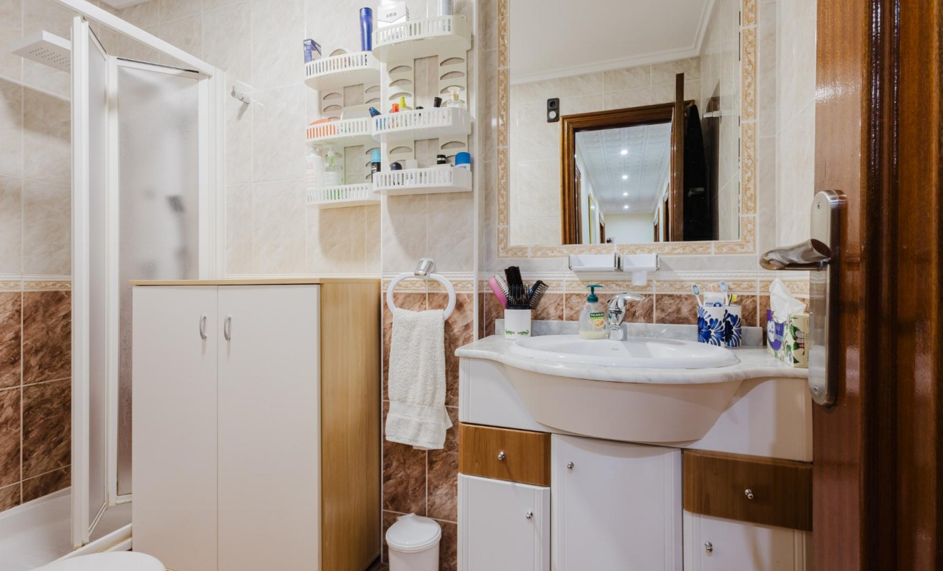 Wederverkoop - Apartamento - Torrevieja - Playa del Acequión