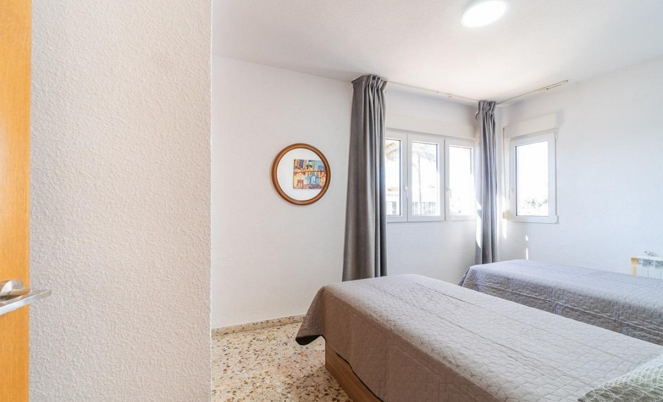 Wederverkoop - Flat - Orihuela Costa - La Zenia