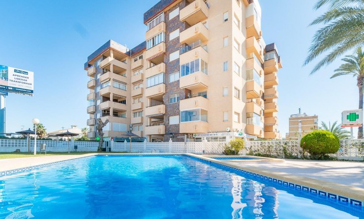 Wederverkoop - Flat - Orihuela Costa - La Zenia