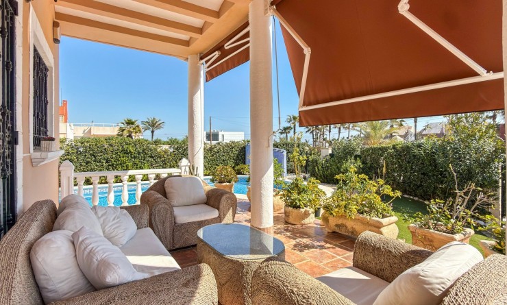 Wederverkoop - Detached villa - Torrevieja - Torrelamata - La Mata